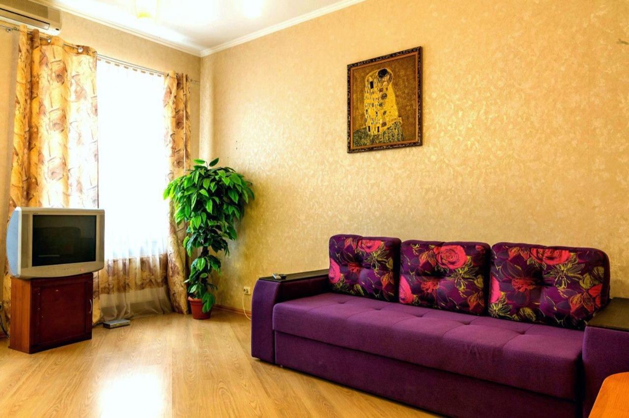 Large Apartment In The Center Dnepropetrovsk Exterior foto