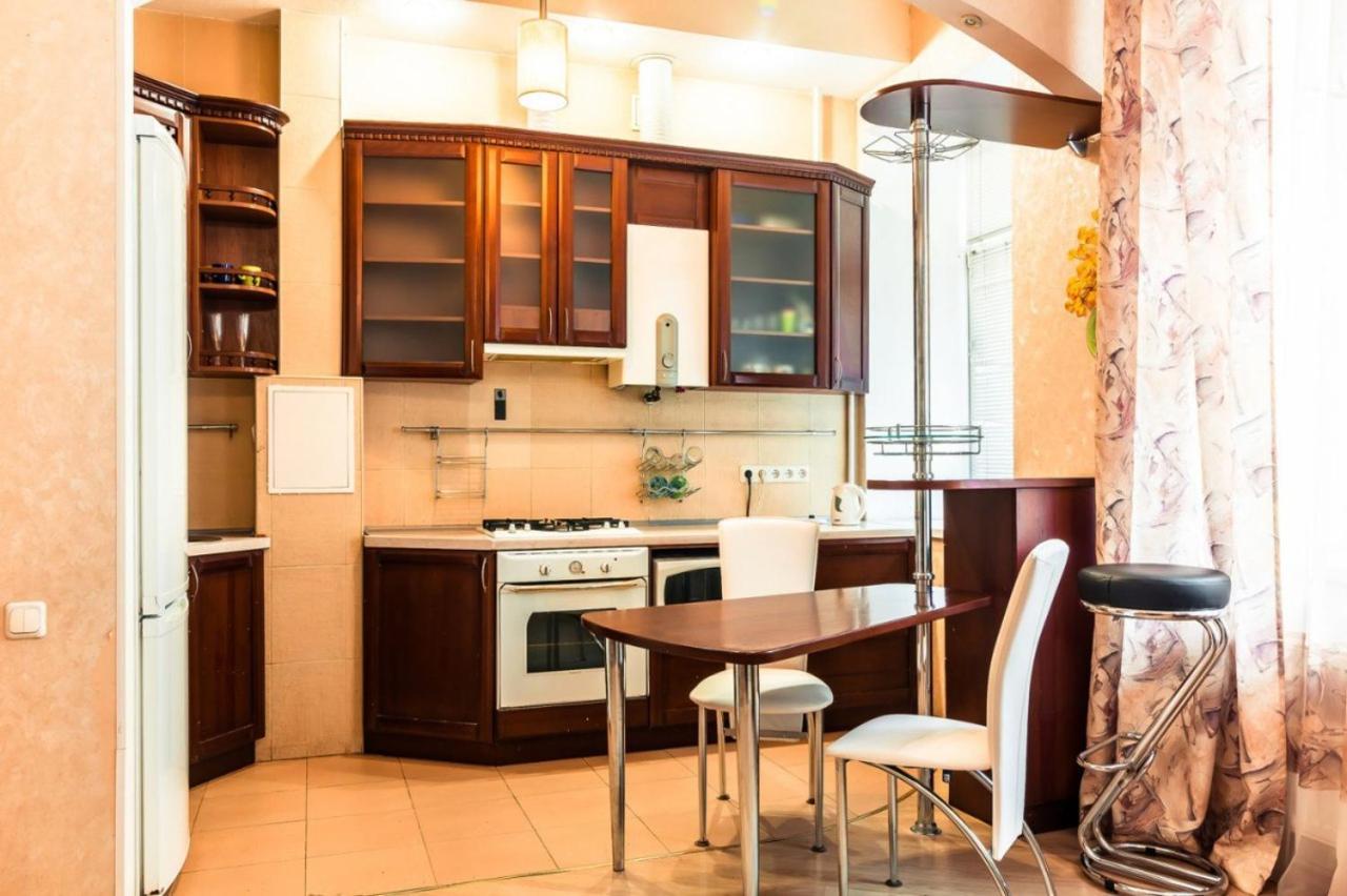 Large Apartment In The Center Dnepropetrovsk Exterior foto